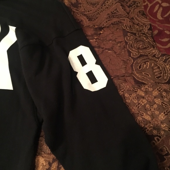 Victoria’s Secret Pink top - Picture 3 of 3